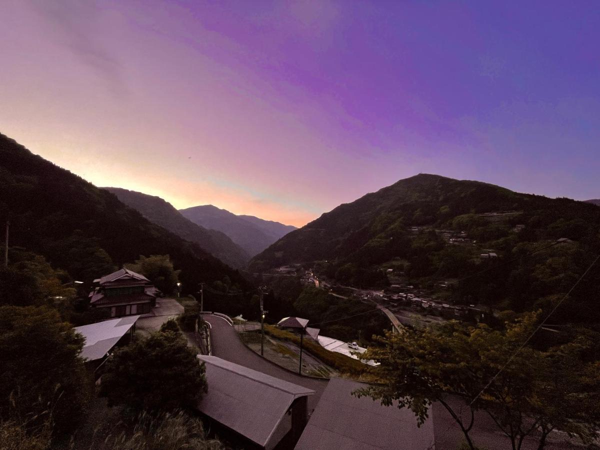 古民家グランピングmatoba Hotell Miyoshi  Exteriör bild