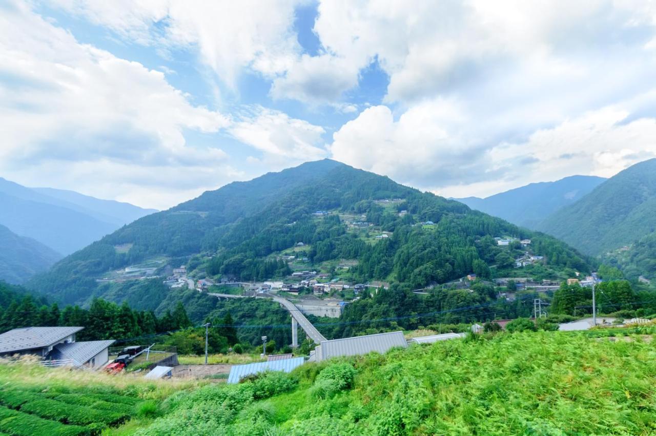 古民家グランピングmatoba Hotell Miyoshi  Exteriör bild